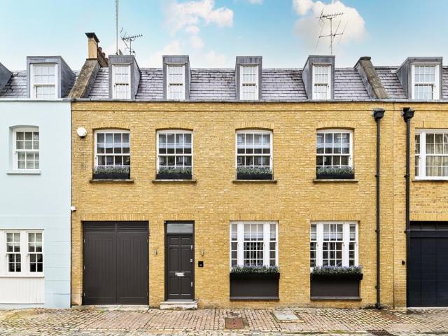 House for sale in Belgravia, Greater London