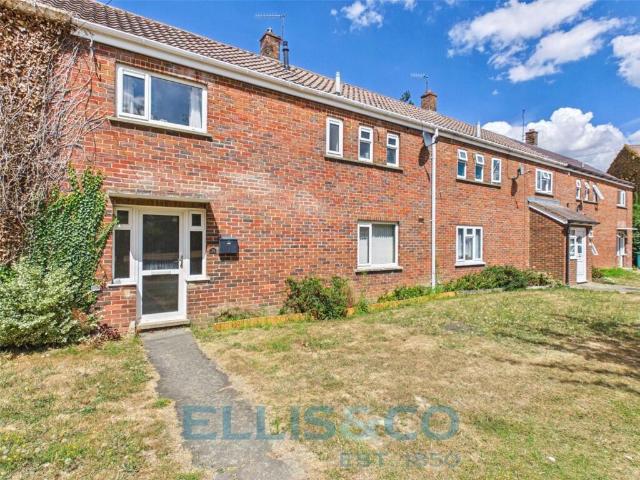 House for sale in Sandown Park, Kent