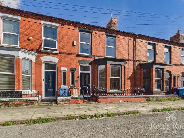 House for sale in Calderstones