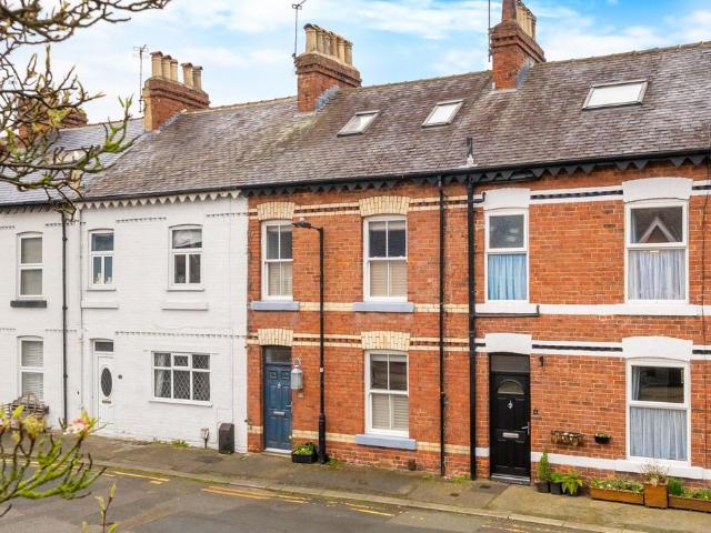 House for sale in Low Harrogate, Harrogate