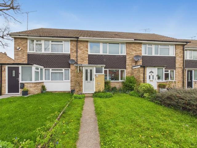 House for sale in Heol-las, Surrey