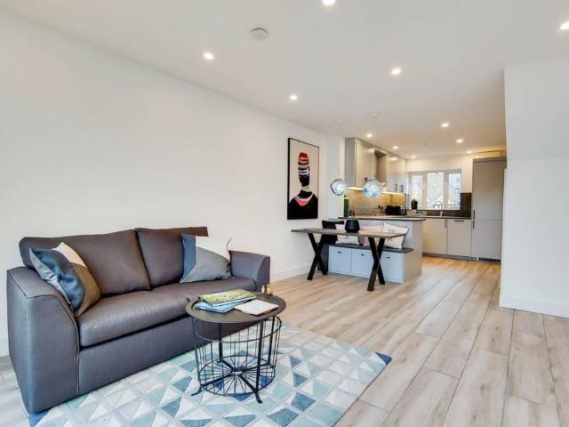 House for sale in St. George in the East, Wapping