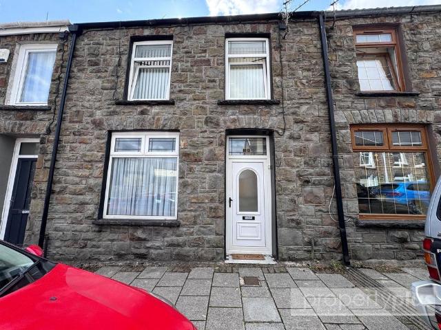 House for sale in Pentre, Ton Pentre