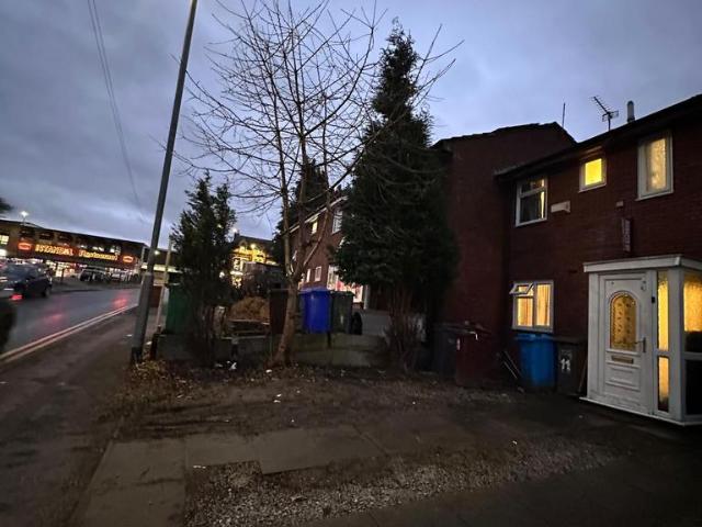House for sale in Georgia, Greater Manchester