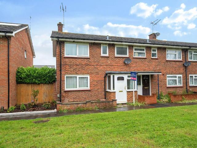 House for sale in Holywell Estate, North Watford