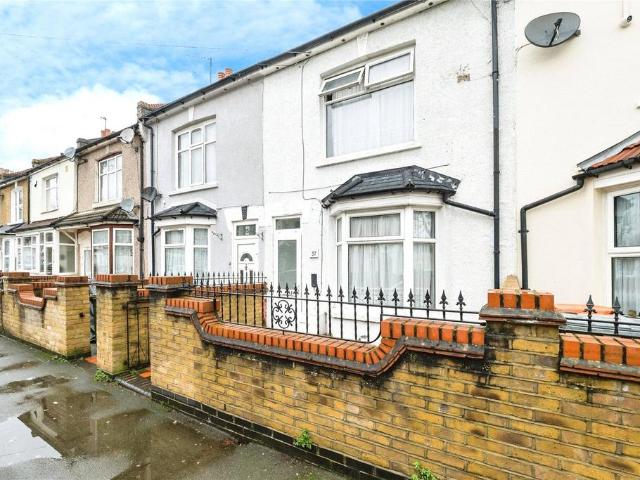 House for sale in Upton Park, Greater London