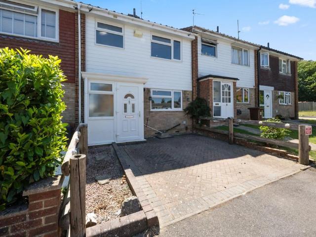 House for sale in Farthing Corner, Gillingham