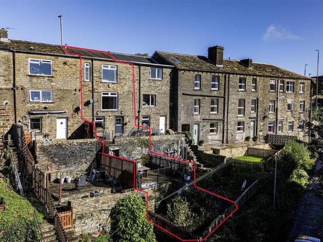 House for sale in Mount, Kirklees