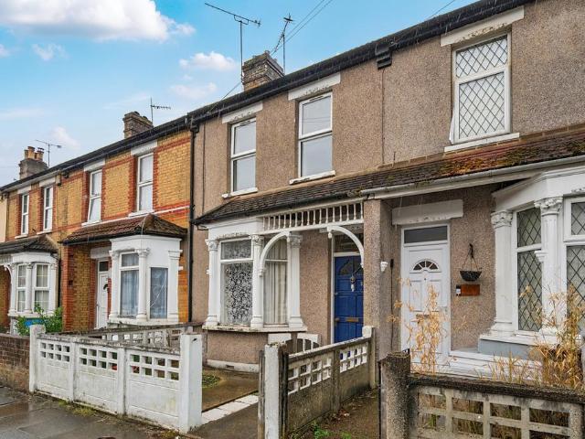 House for sale in North End, Greater London