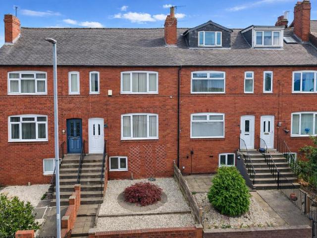 House for sale in Glasshoughton, Castleford