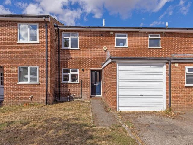 House for sale in Colnbrook with Poyle, Slough