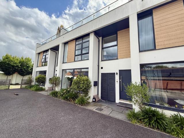 House for sale in Watergate, Devon