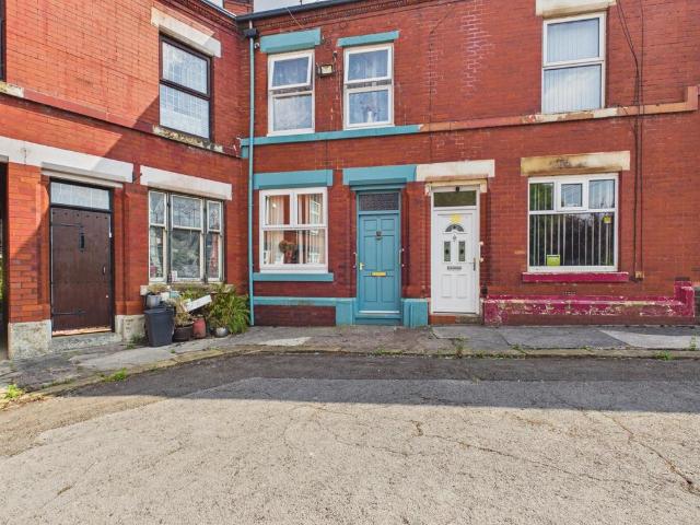 House for sale in Greenheys, Greater Manchester