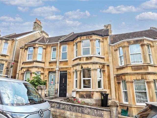 House for sale in Oldfield Park, Bath