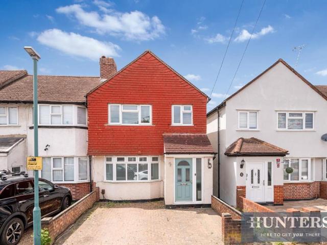 House for sale in Worcester Park, Greater London