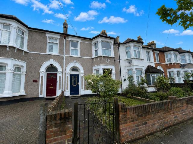 House for sale in London Borough of Lewisham, Greater London