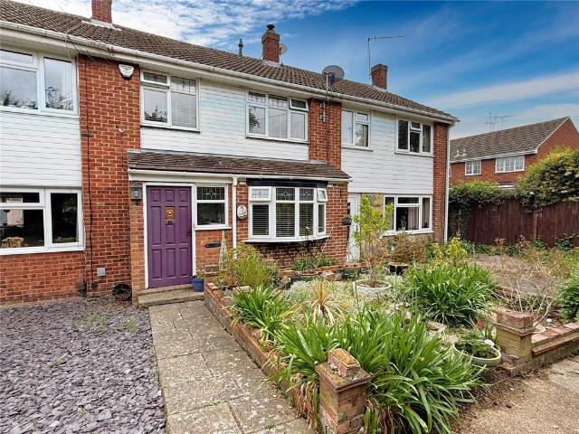 House for sale in Stanford-le-hope, Essex