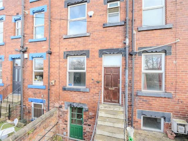 House for sale in Kirkstall, West Yorkshire