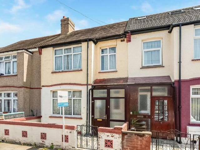 House for sale in Greater London