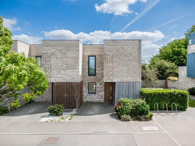House for sale in Arbury, Cambridgeshire