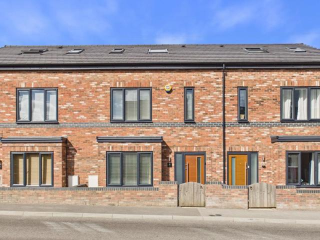 House for sale in Pinxton, Elmton