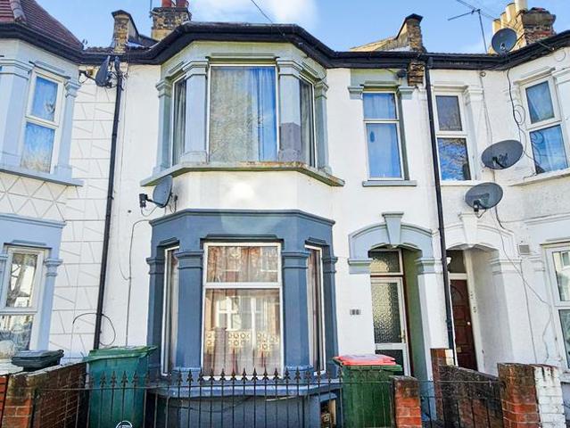 House for sale in West Ham, Greater London