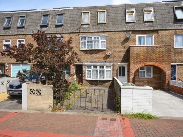 House for sale in Buckland, City Of Portsmouth