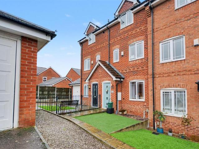 House for sale in Caldermill, East Midlands