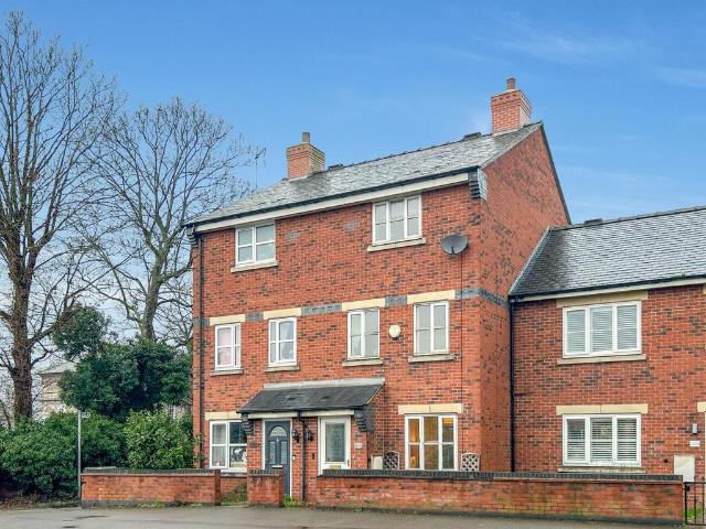 House for sale in Caldermill, East Midlands