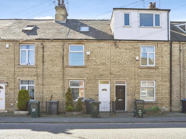 House for sale in Baildon, West Yorkshire