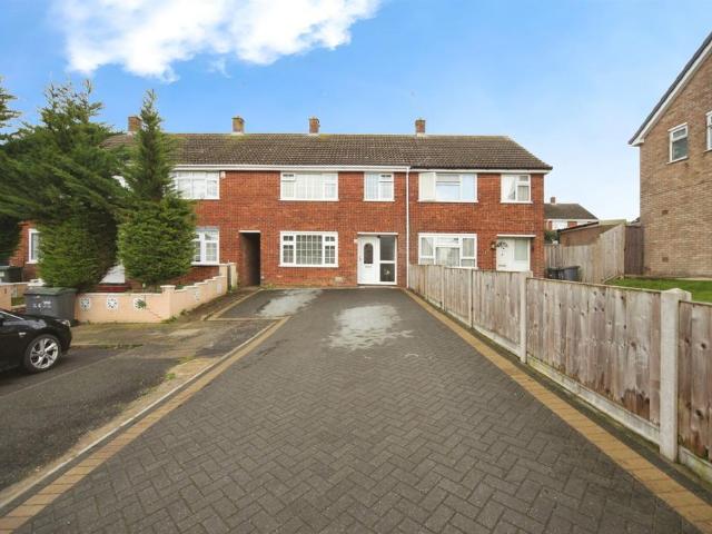 House for sale in Lewsey Farm, Luton