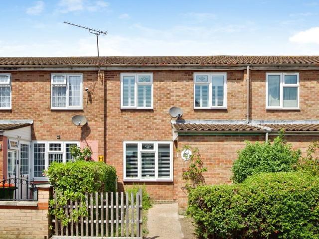 House for sale in Plashet, Greater London