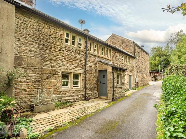 House for sale in Slaithwaite, Kirklees