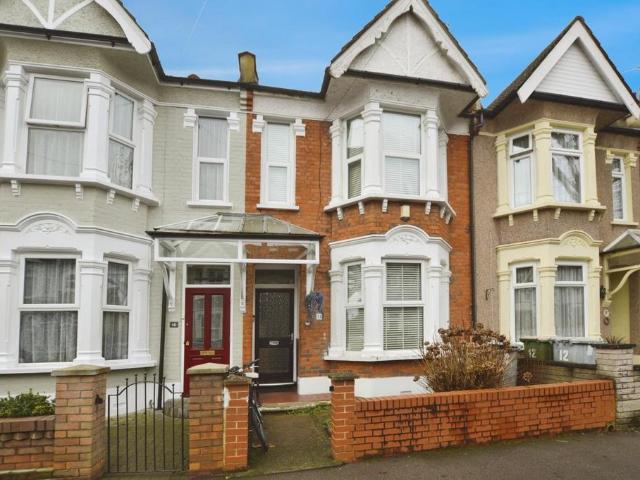 House for sale in Upton Park, Greater London