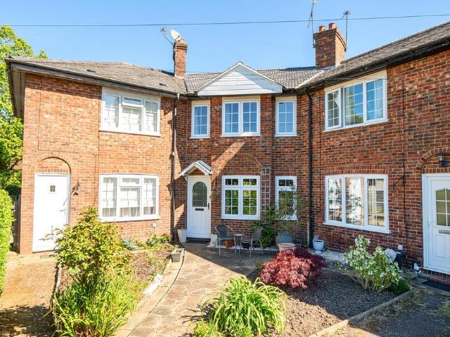 House for sale in Red Hill, Surrey
