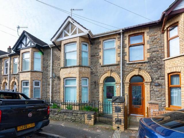 House for sale in Pont-y-waun, Cwmcarn