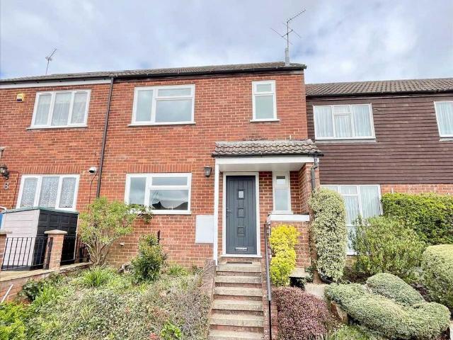 House for sale in Bushey