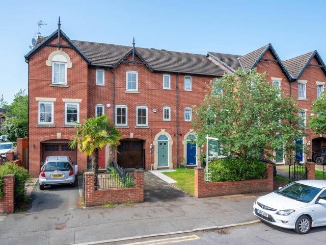 House for sale in Cheadle, Greater Manchester