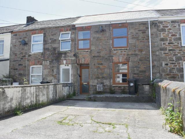 House for sale in Mount Ambrose, Cornwall