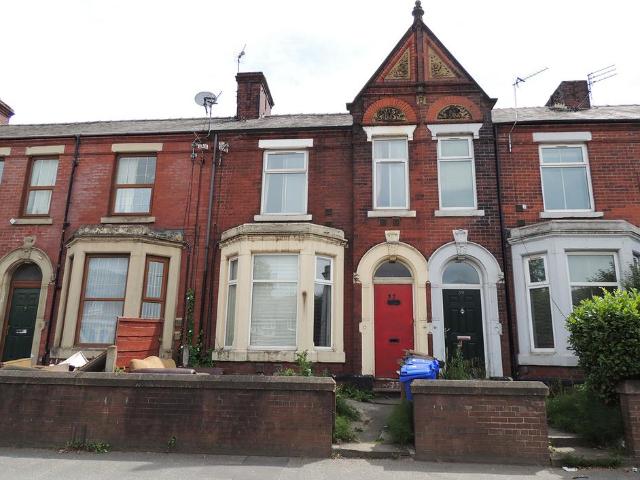 House for sale in Guide Bridge, Greenheys