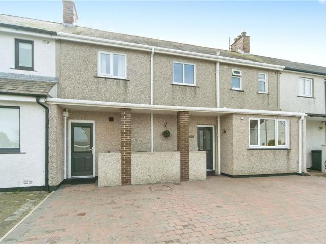 House for sale in Llangefni, Wales