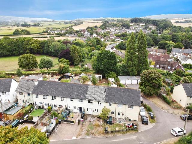 House for sale in Chapel Cleeve, Somerset