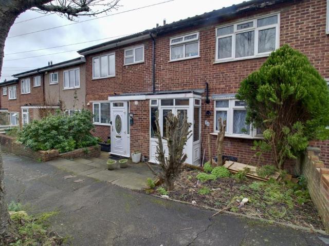 House for sale in Harold Hill, Greater London