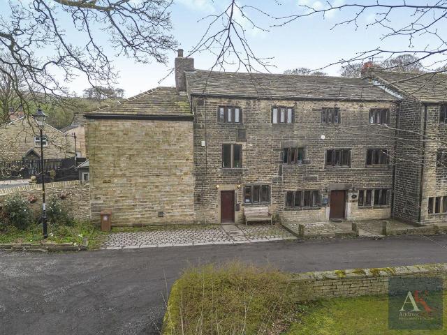 House for sale in Clough, Burnedge
