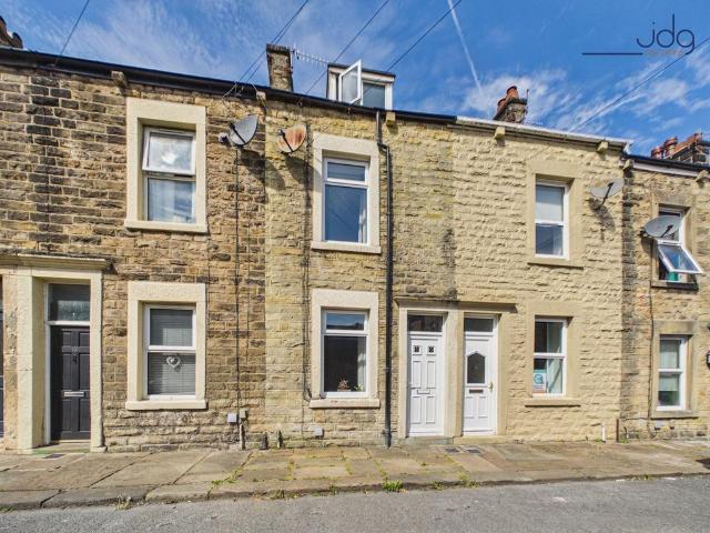 House for sale in Bulk, Bare