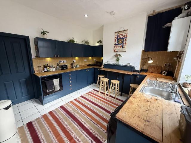 House for sale in Cross Stone, Todmorden