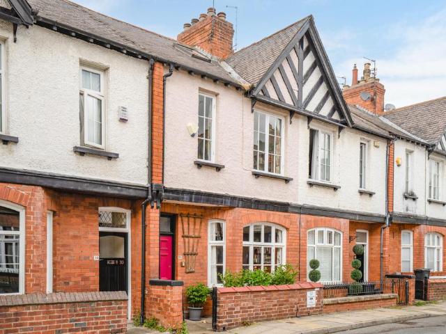 House for sale in High Field, York