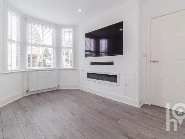 House for sale in Sheerness, Oad Street