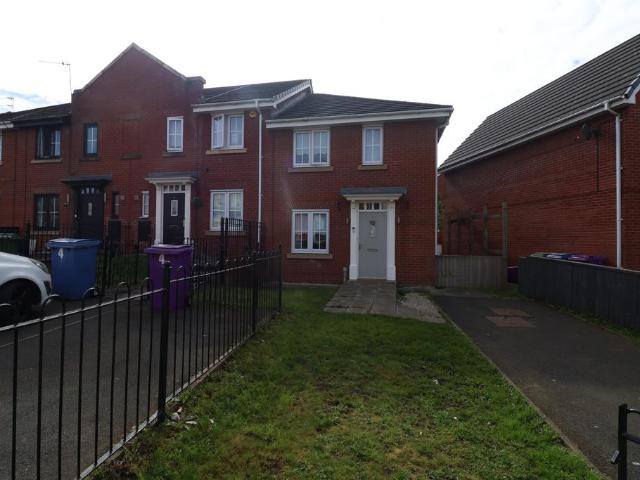 House for sale in Calderstones