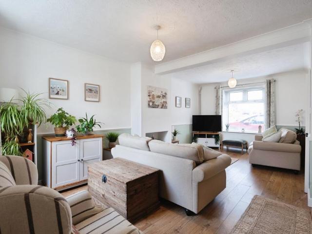 House for sale in Gorseinon, Wales
